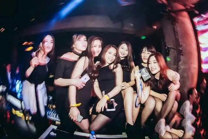上海小费高的夜场招聘